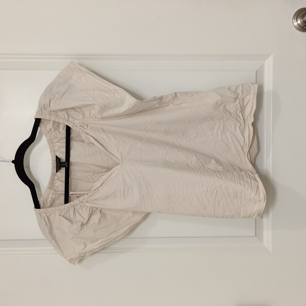 Banana republic flutter sleeve top